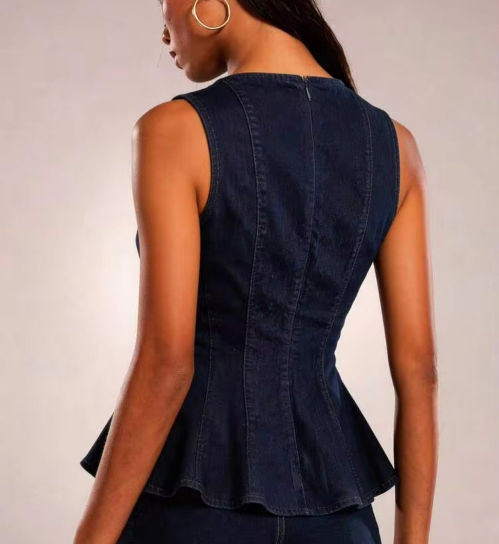 The Sculpted Belle Top